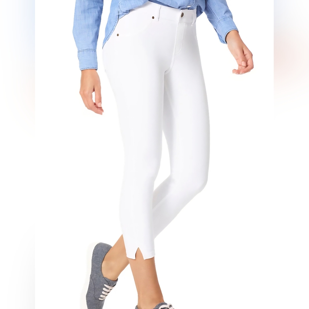 HUE Women's Crisp White Ankle Jeans